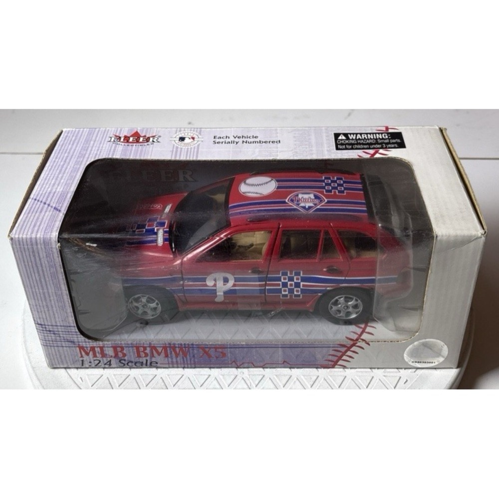 Philadelphia Phillies Fleer Collectibles MLB BMW X5 1:24 Scale DieCast NIB (23K)